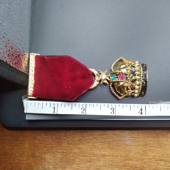 Vintage Red Velvet Rhinestone Crown Pendant Brooch - Picture 4 of 5